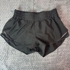 SOLD Lululemon Women Shorts Hotty Hot Low-Rise Shorts Lined Black Size 8 Med